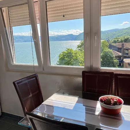 Bella Vista * Golubăţ