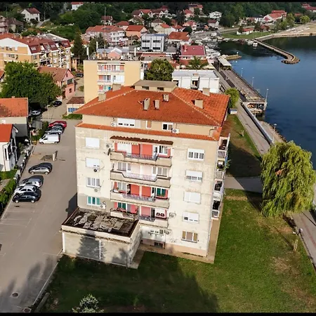 Apartament Bella Vista Golubăţ